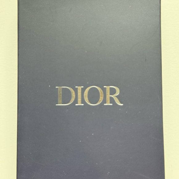 NWT DIOR | Smartphone Card Holder - Picture 2 of 6